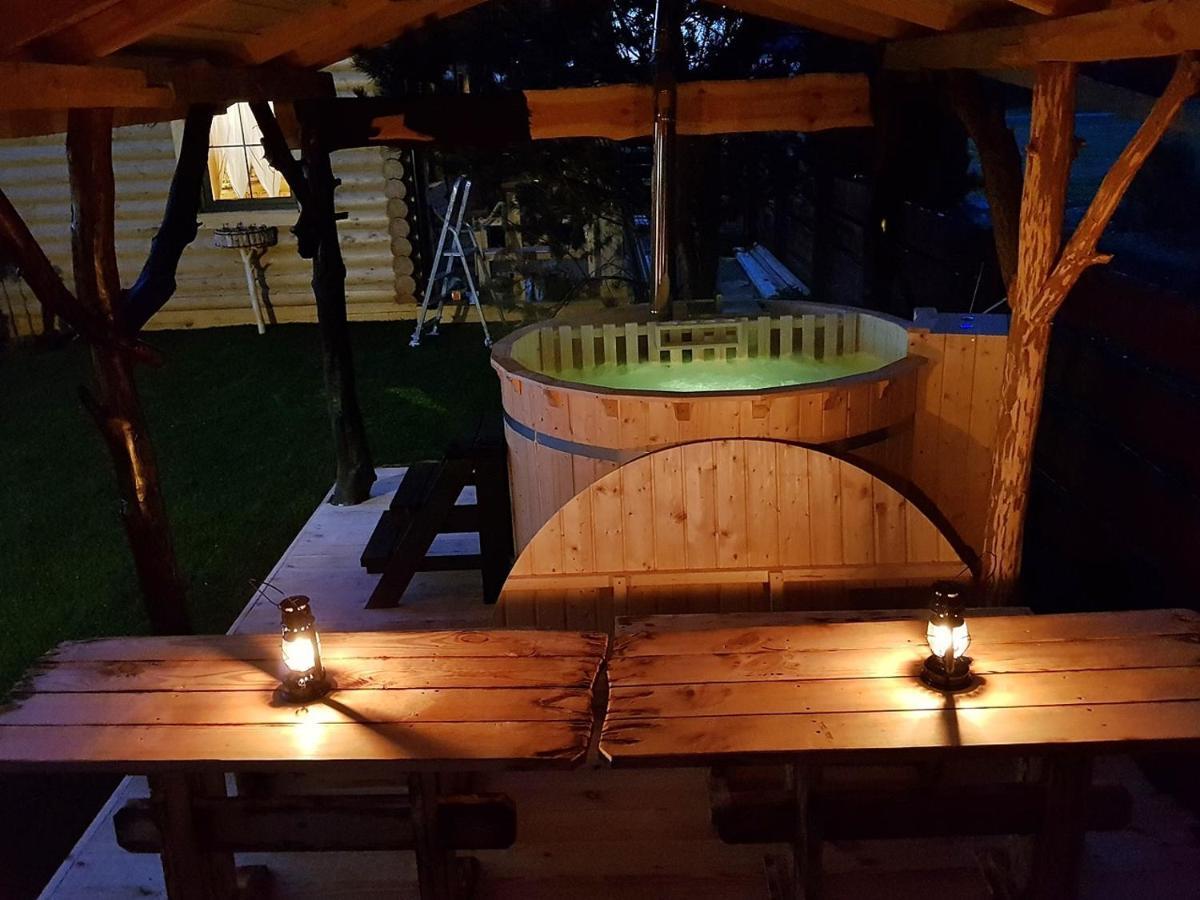 Behappy Woodhouse Villa Jastrzębia Góra Eksteriør billede